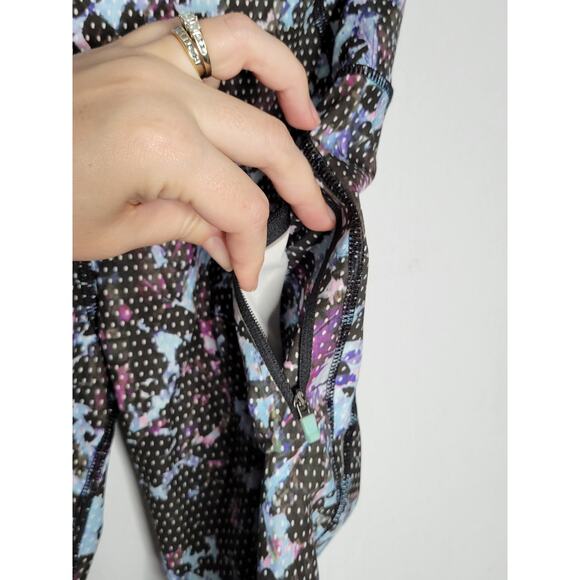 Lululemon Run: Top Speed Full-On Luxtreme Abstract Polka Dot Crop Leggings Sz 6 - Picture 3 of 9